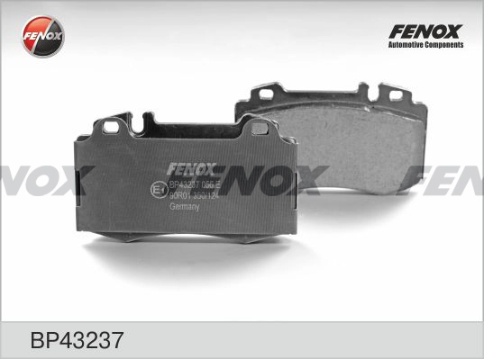  Передние тормозные колодки Mercedes C 