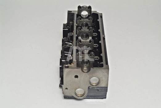 Головка блока цилиндров на Ford Mondeo I GBP