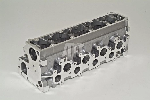 Головка двигателя Citroen C5 I хэтчбек (DC) (2001 - 2004) цена, от 168.24 USD