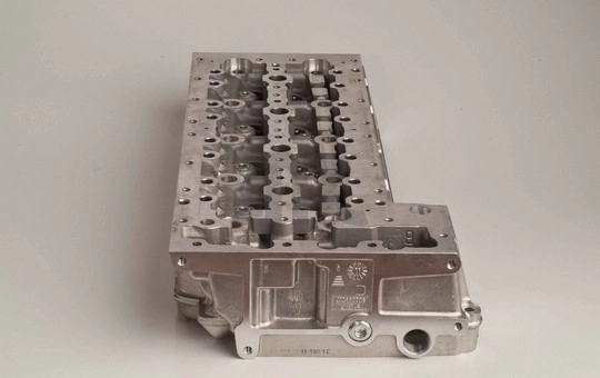 Головка двигателя Fiat/Alfa/Lancia 71724123 цена, от 664.22 USD