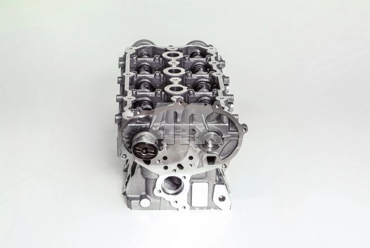 Головка блока цилиндров на Volkswagen Passat B6 3C2