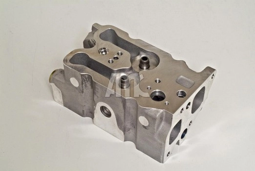 Головка блока цилиндров на Jeep Cherokee II XJ