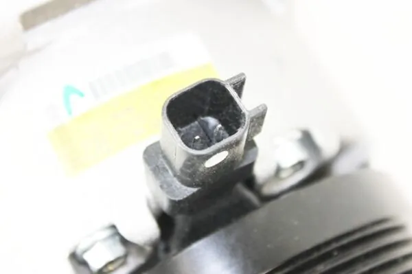 Компрессор системы кондиционирования Ford 1854689 цена, от 1161.41 USD
