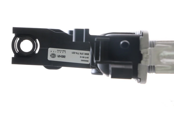 Радиатор охлаждения двигателя Mahle Original CR1546000S цена, от 114.54 USD
