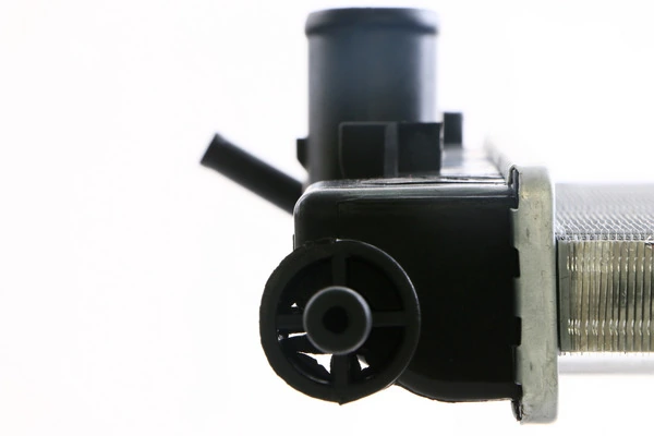 Radiador de esfriamento de motor Opel Combo