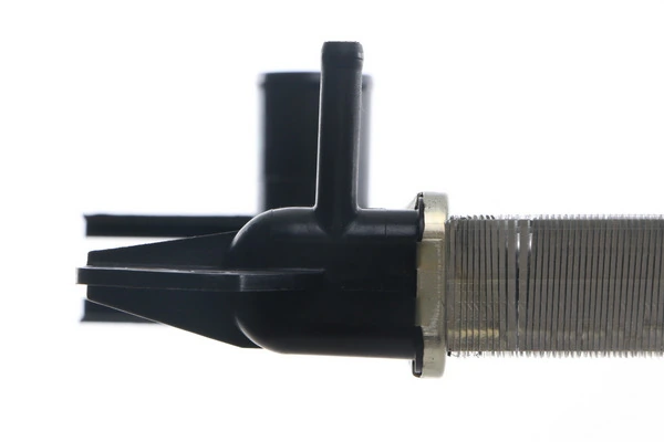 Radiador de esfriamento de motor Ford Transit 4 E