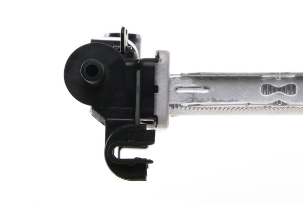 Радиатор охлаждения двигателя Mahle Original CR627000S цена, от 72.70 USD