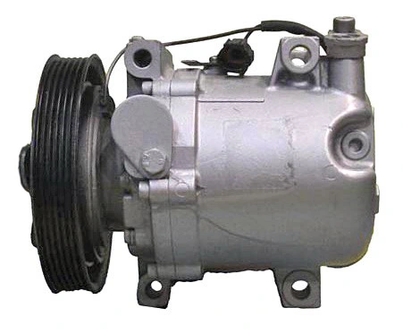  Compressor de aparelho de ar condicionado Nissan Primera hatchback (P10) (1990 - 1996) 