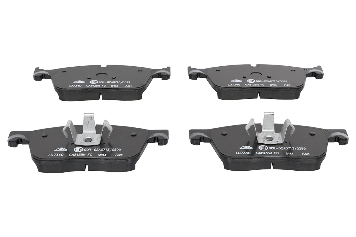 LR150620 Land Rover Колодки передние