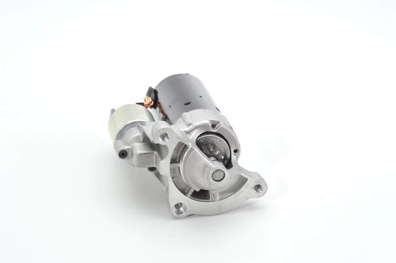 Motor de arranco Opel Zafira K0