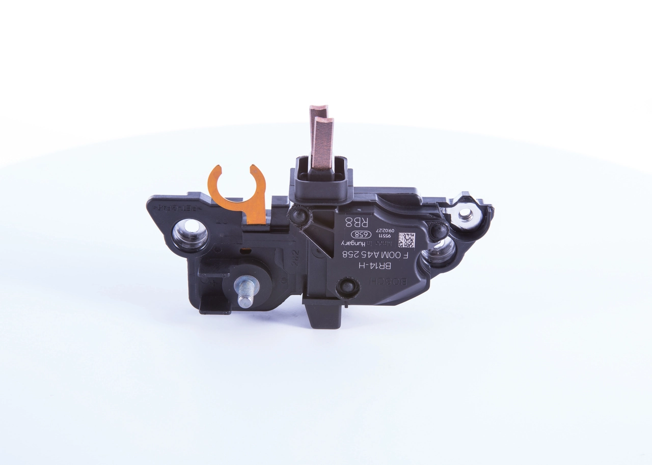 F00MA45258 Bosch Реле-регулятор напряжения