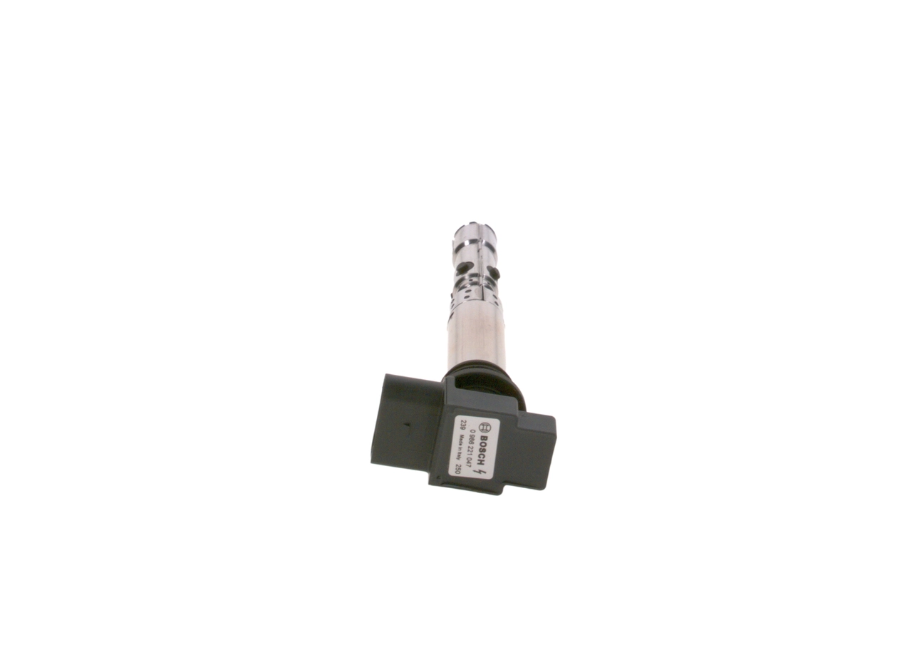 Катушка зажигания 0986221047 Bosch