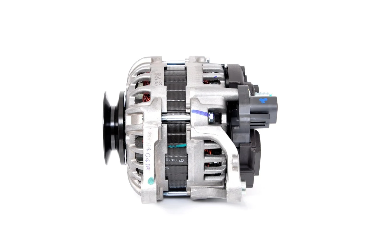 Автомобильный генератор Bosch F000BL0118 цена, от 300.93 USD