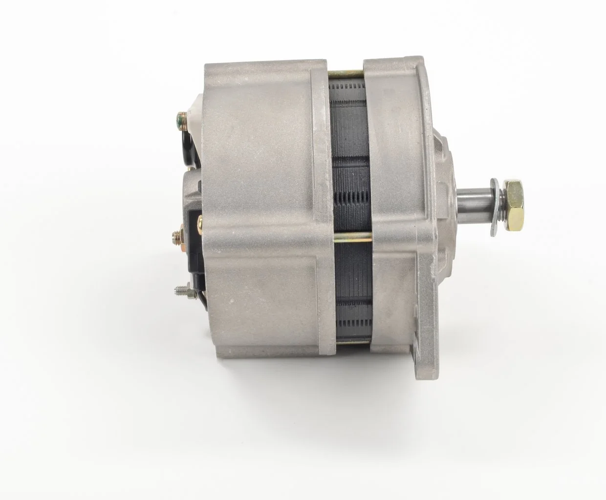 Автомобильный генератор Bosch 0120484001 цена, от 124.72 USD