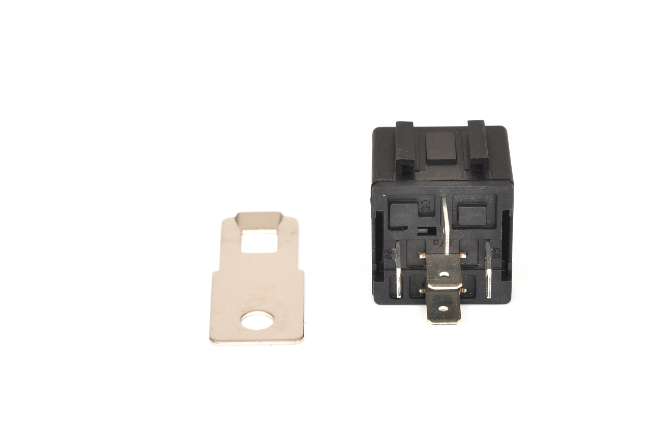 Автомобильные реле поворотов Bosch 0986AH0625 цена, от 7.71 USD