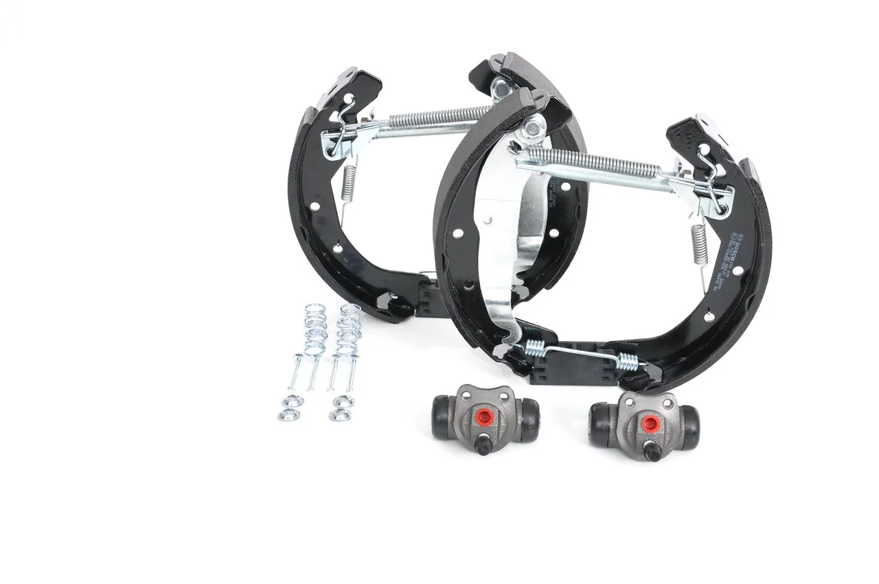 Купить 0204114642 Bosch Колодки тормозные задние барабанные, в сборе с цилиндрами, комплект