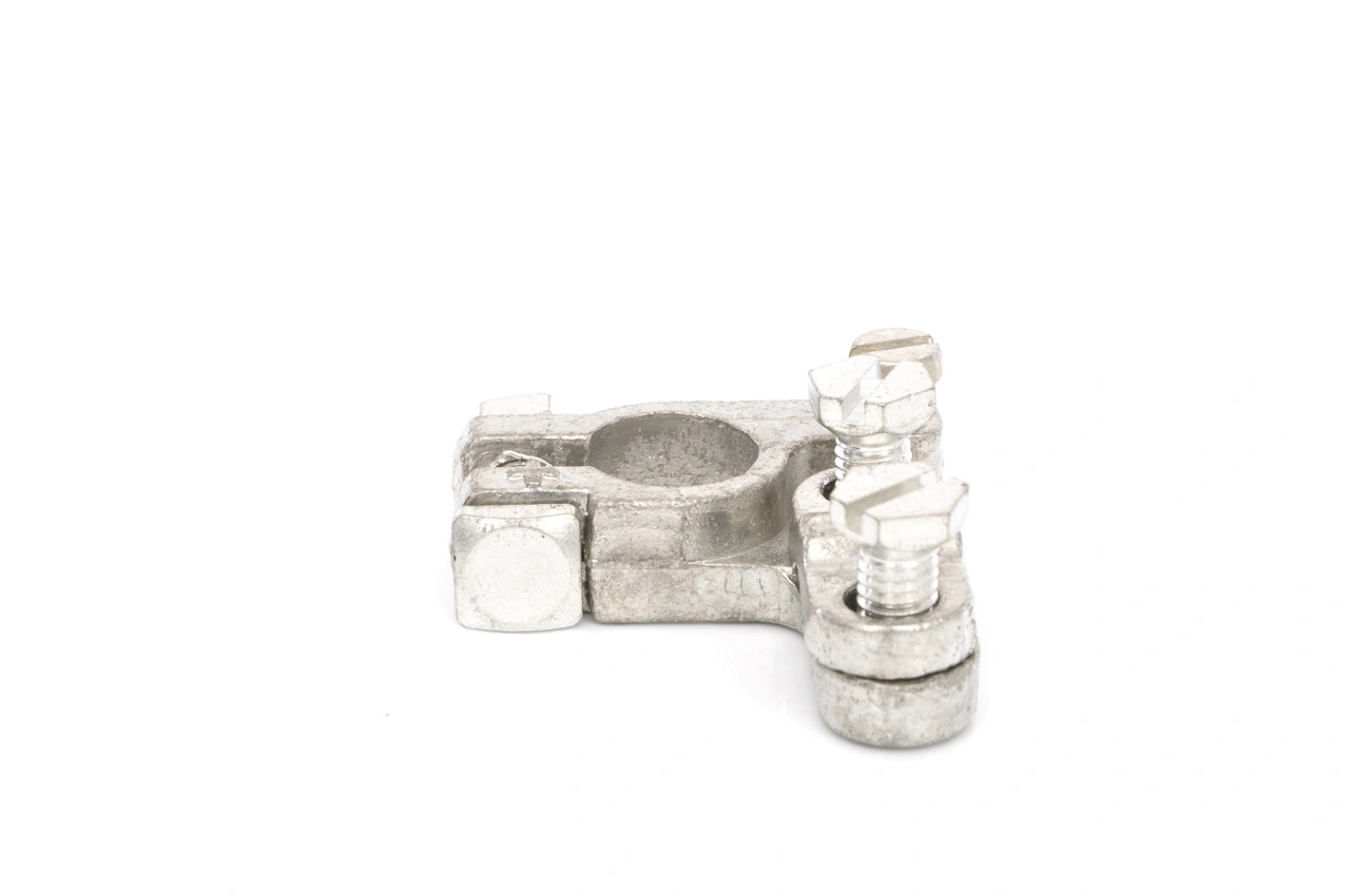 Аккумуляторная клемма Bosch 1901315101 цена, от 9.74 USD