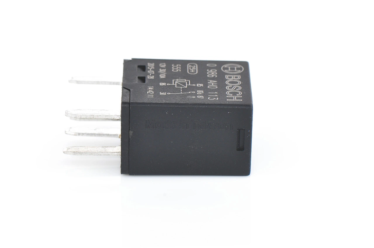  Bosch 0986AH0113 цена, от 3.12 USD