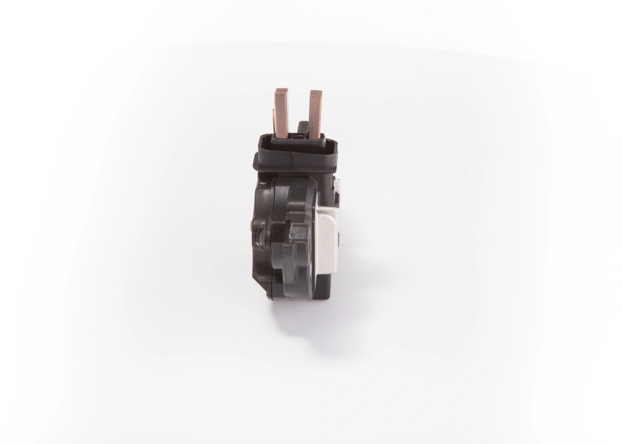 Купить F00M144125 Bosch Реле регулятор напряжения генератора
