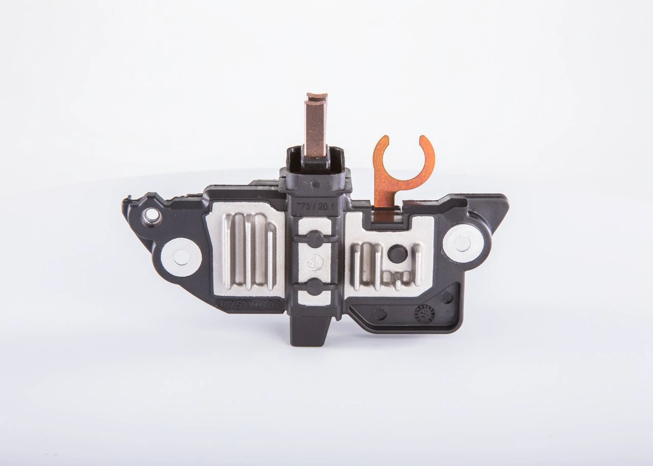 Купить F00MA45300 Bosch Реле регулятор напряжения генератора
