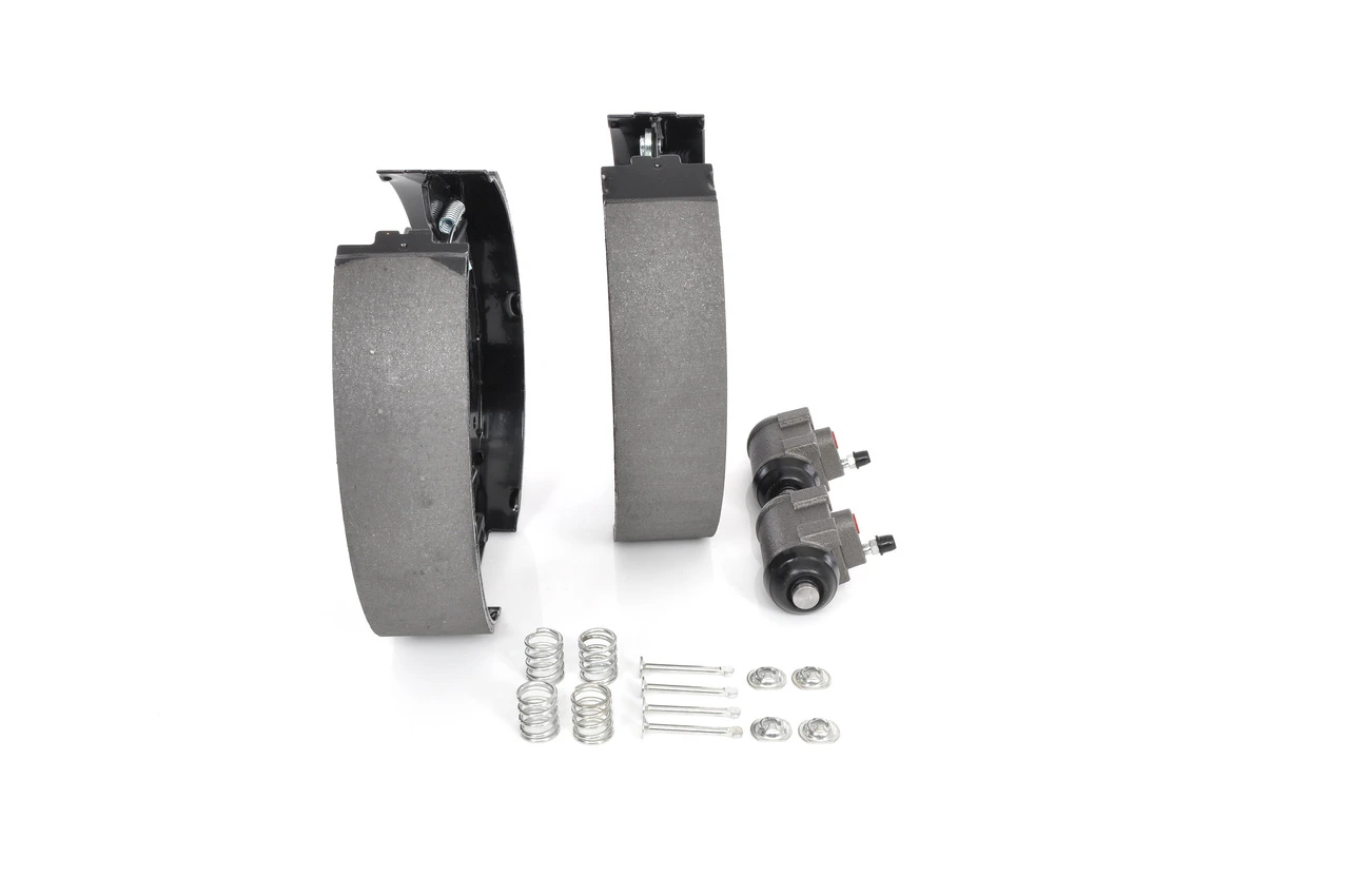 Купить 0204114537 Bosch Колодки тормозные задние барабанные, в сборе с цилиндрами, комплект