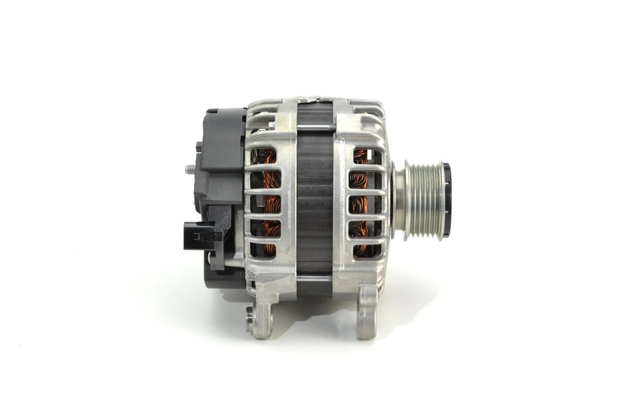 0125811028 Bosch Генератор автомобильный