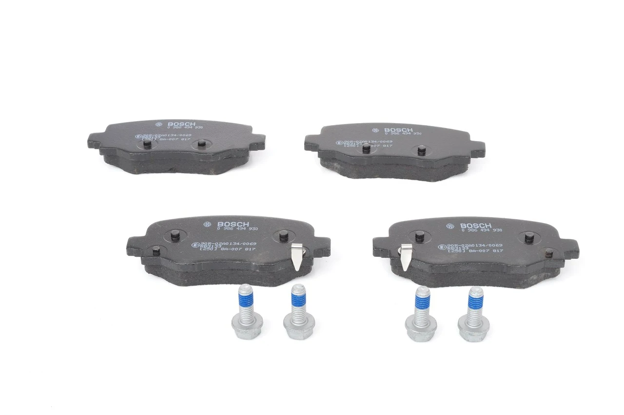 Задние дисковые колодки Bosch 0986494930