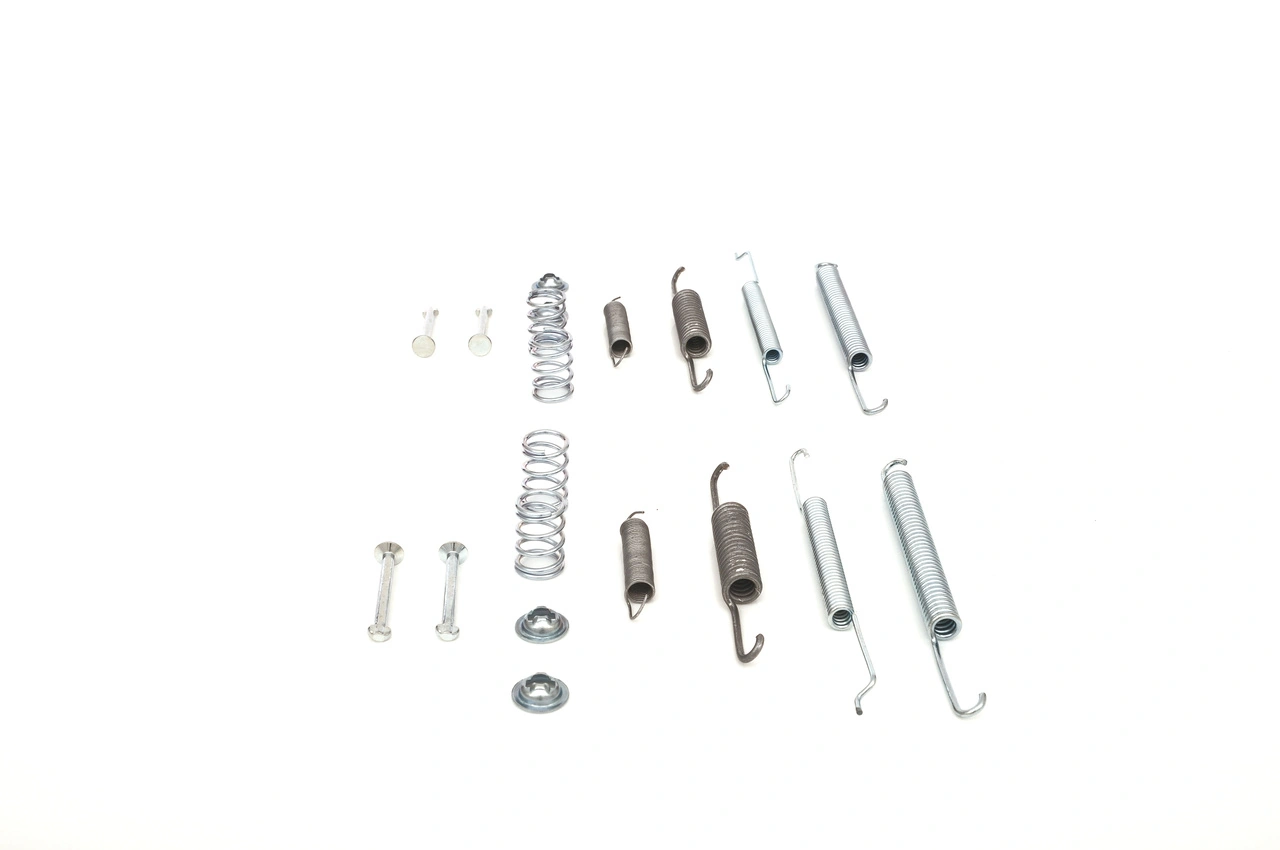 Купить 1987475204 Bosch Монтажный комплект задних барабанных колодок