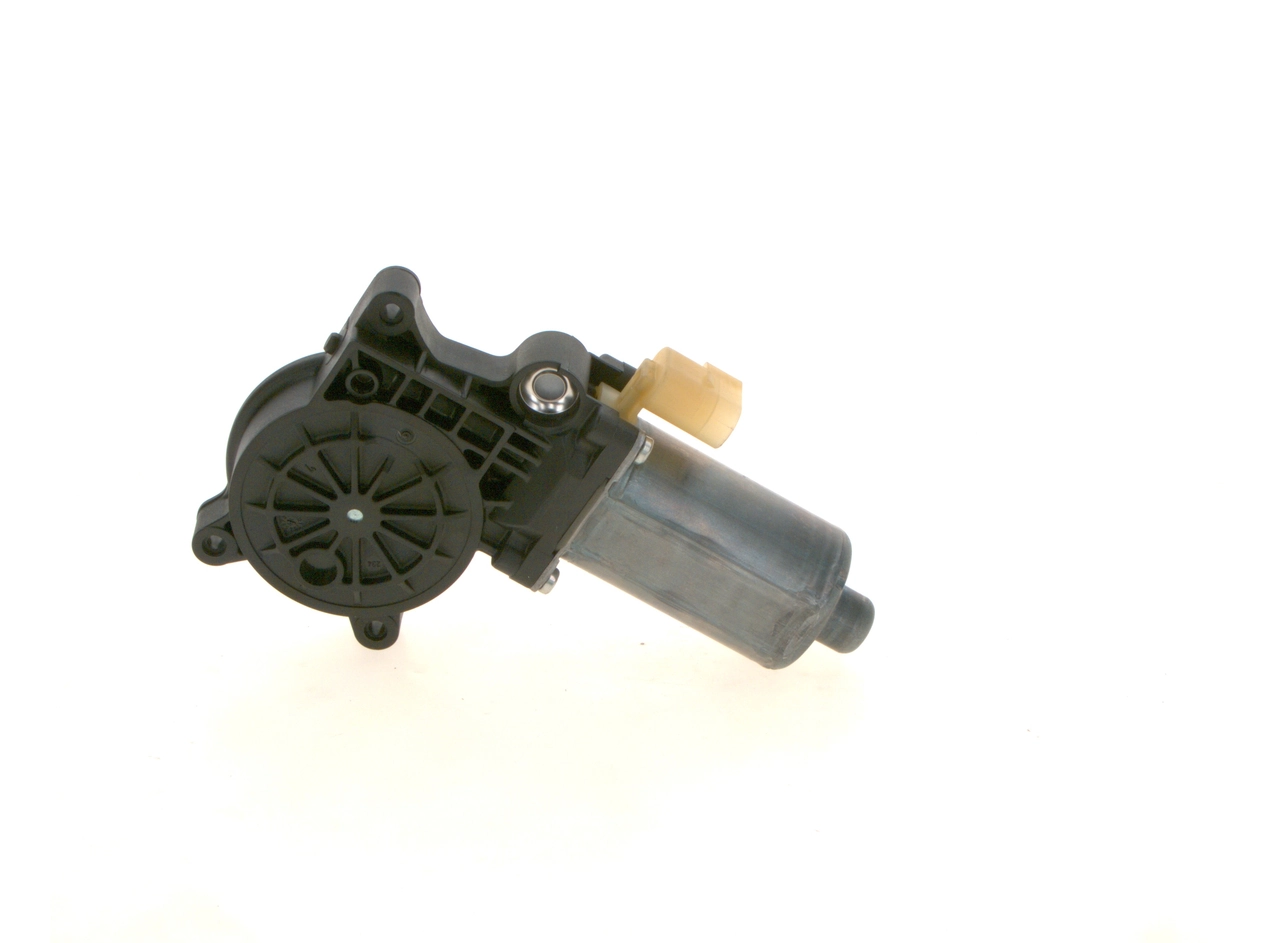 Мотор стеклоподъемника водительской двери Bosch 0130821716 цена, от 12.67 USD