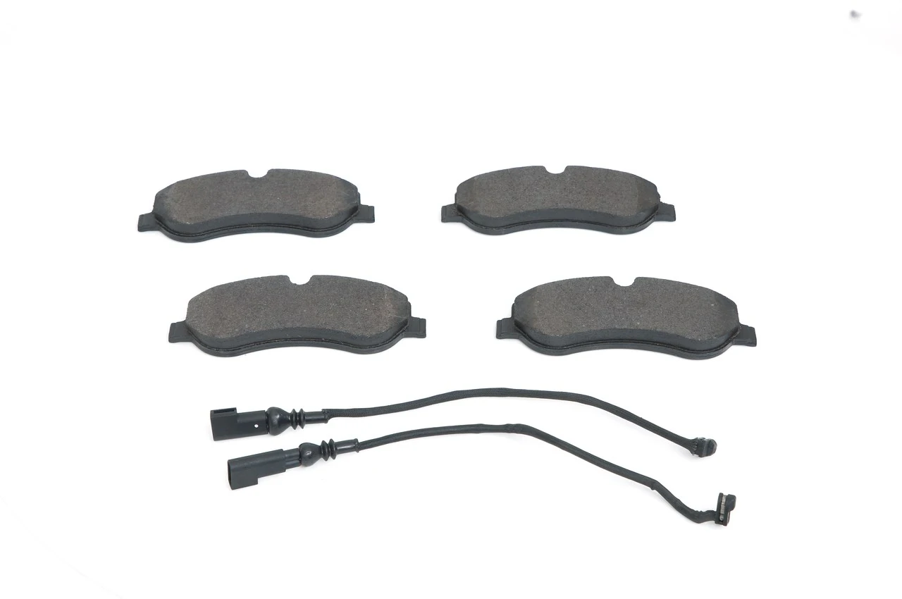 Передние тормозные колодки 0986494844 Bosch