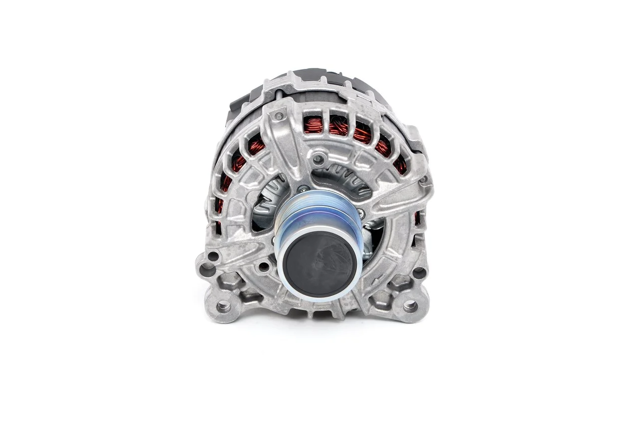 0125811131 Bosch Генератор автомобильный
