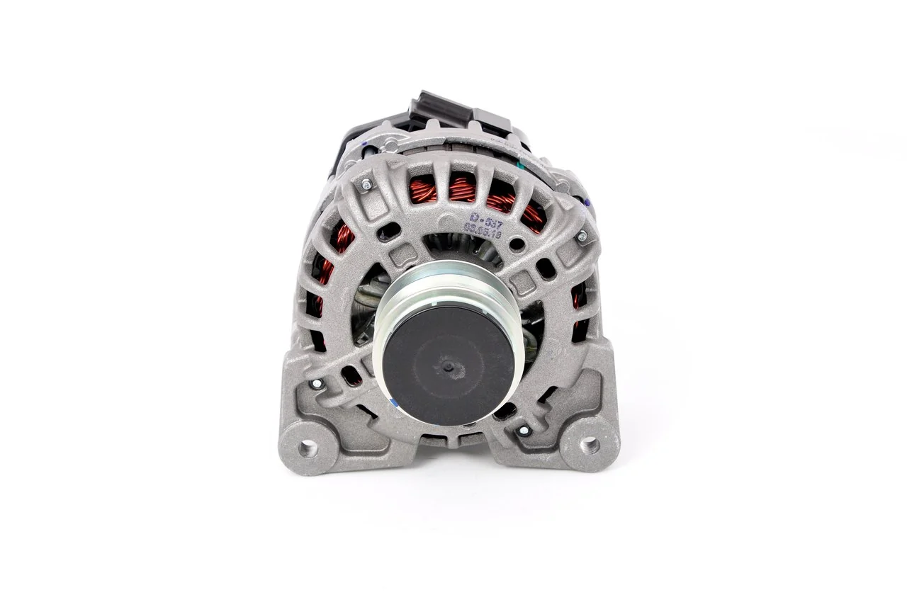 Автомобильный генератор Bosch F000BL04DB цена, от 203.02 USD