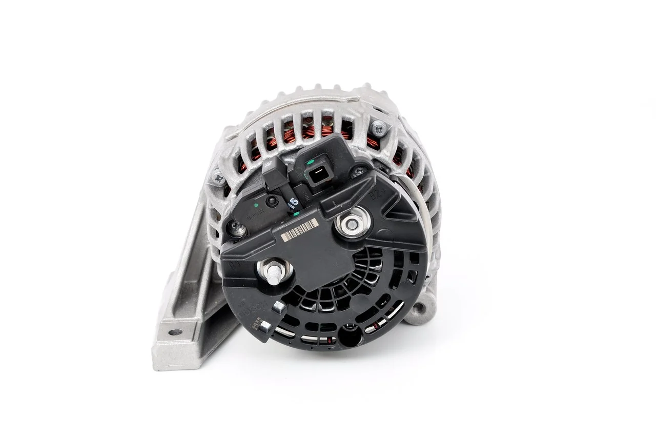 Автомобильный генератор Bosch 0124525001 цена, от 111.92 USD