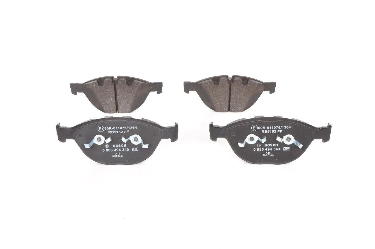 Передние тормозные колодки 0986494349 Bosch