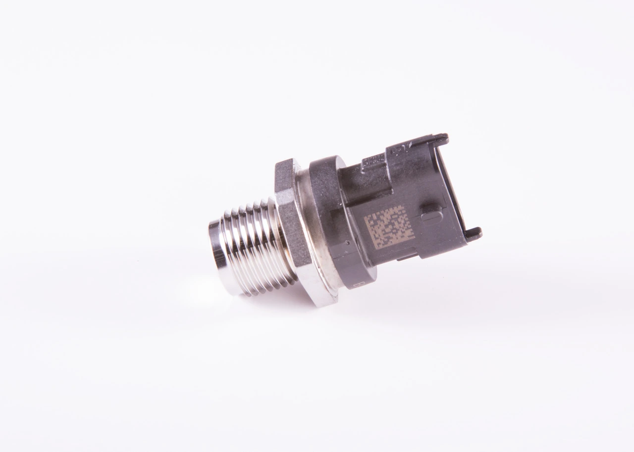 Купить 0281006158 Bosch Датчик давления топлива