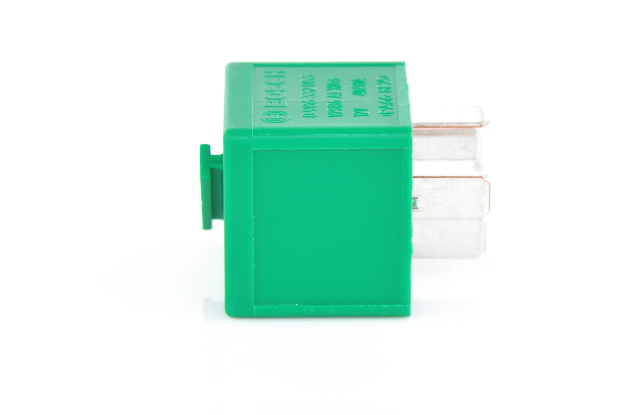 Relê de controlo de limpador pára-brisas Mercedes E  S210