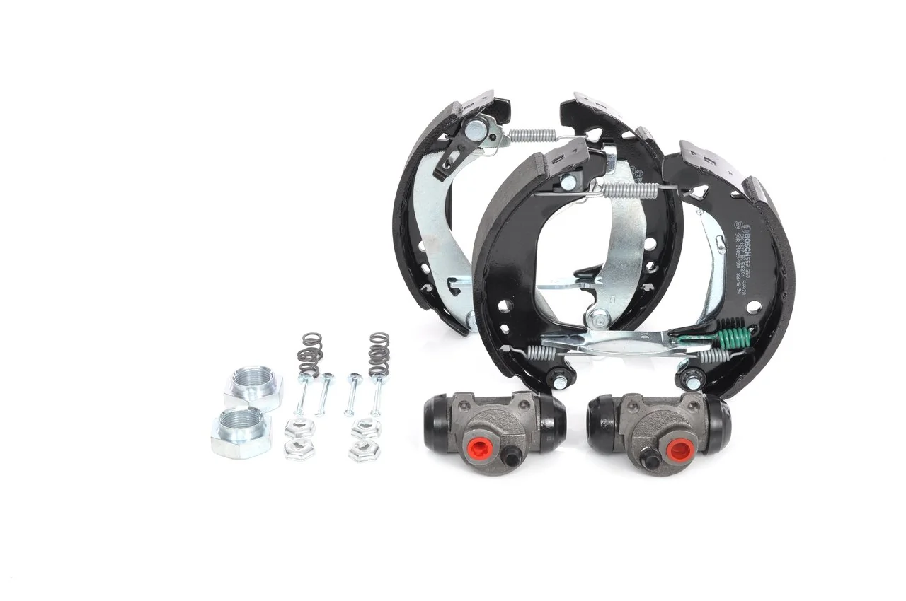 Тормоза рабочие задние ножные и тормозные барабаны Bosch 0204114063 цена, от 69.89 USD