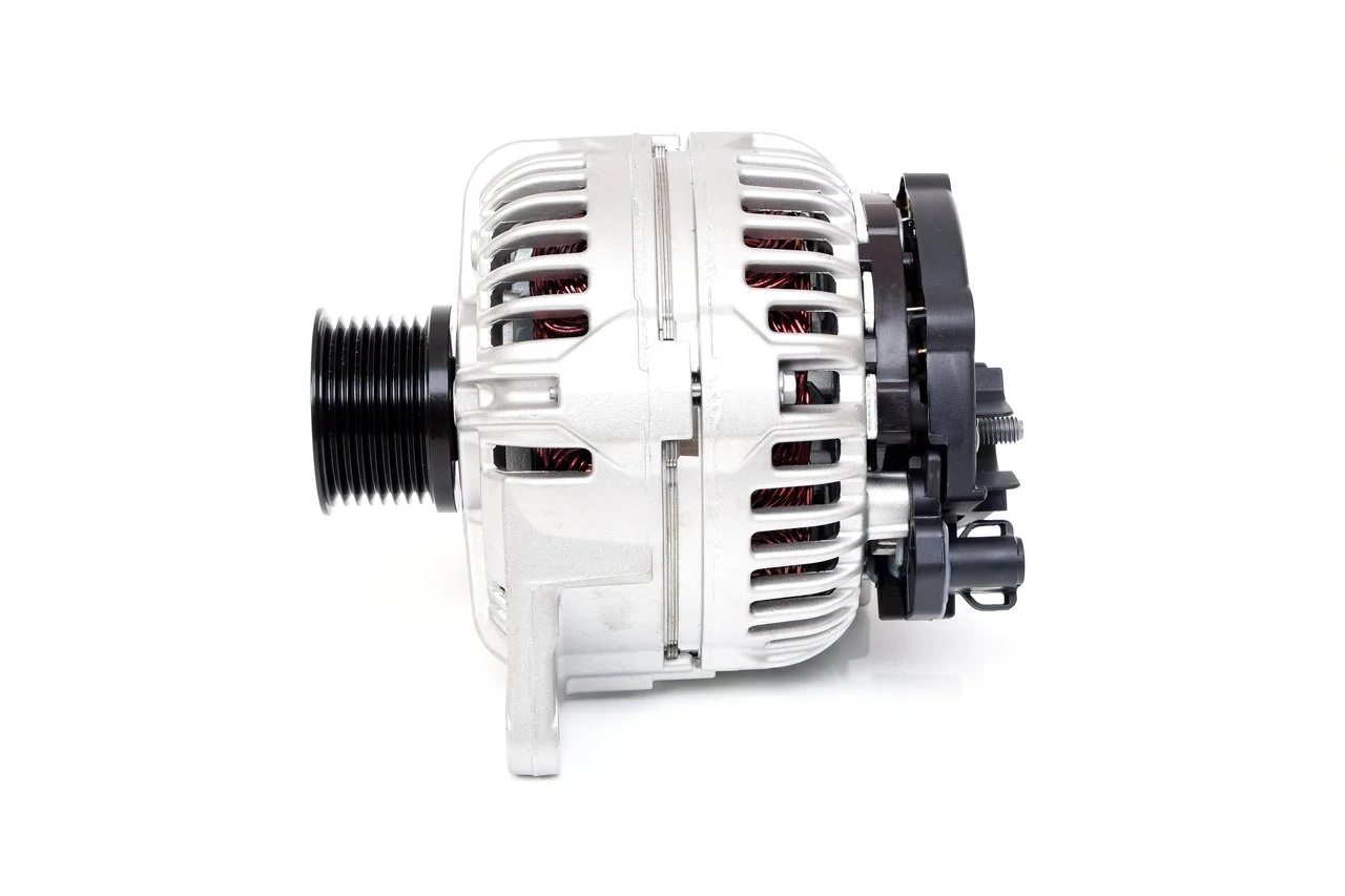 Автомобильный генератор Bosch 1986A00513 цена, от 204.79 USD