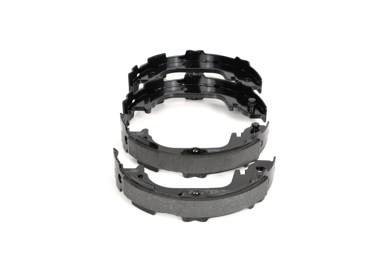 Тормозные колодки стояночного тормоза Bosch 0986487946 цена, от 23.08 USD