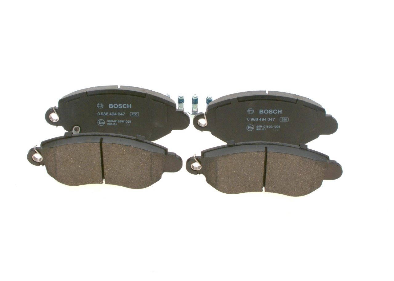 0986494047 Bosch Колодки передние