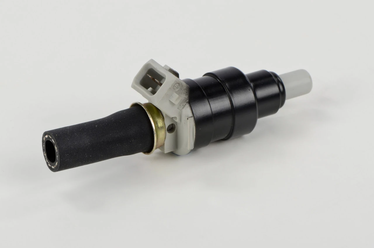 0280150105 Bosch Топливные форсунки