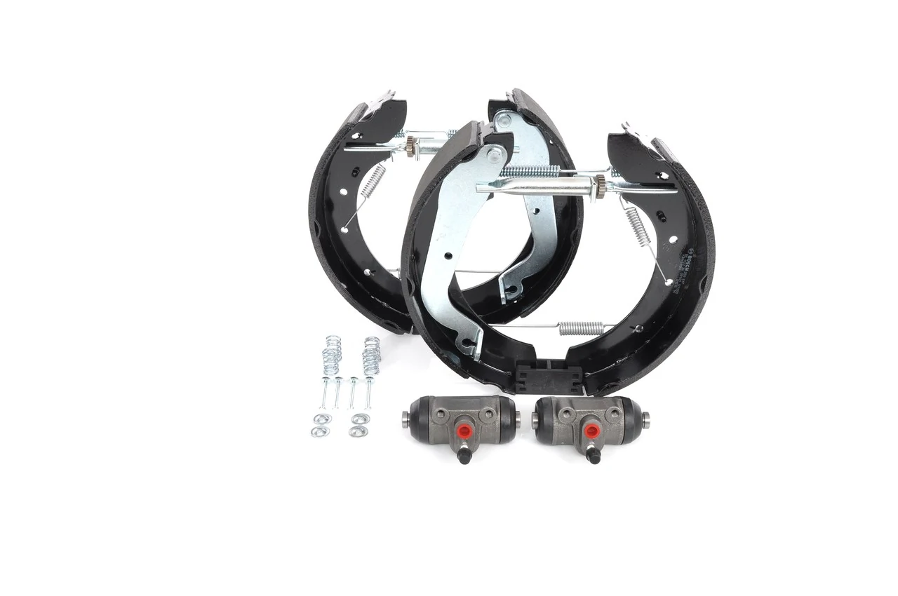Купить 0204114530 Bosch Колодки тормозные задние барабанные, в сборе с цилиндрами, комплект