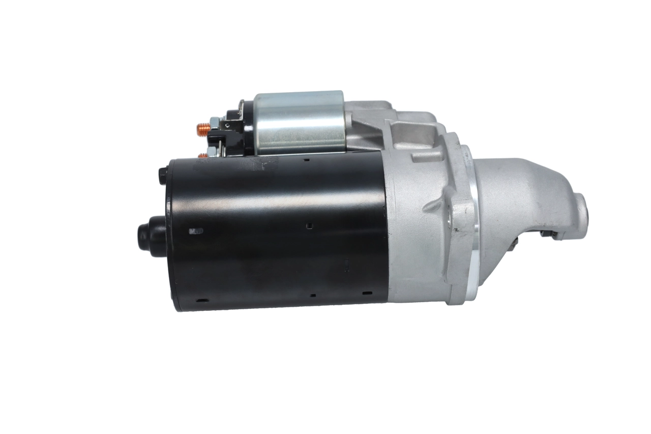 Motor de arranco Nissan Sunny 2 B12