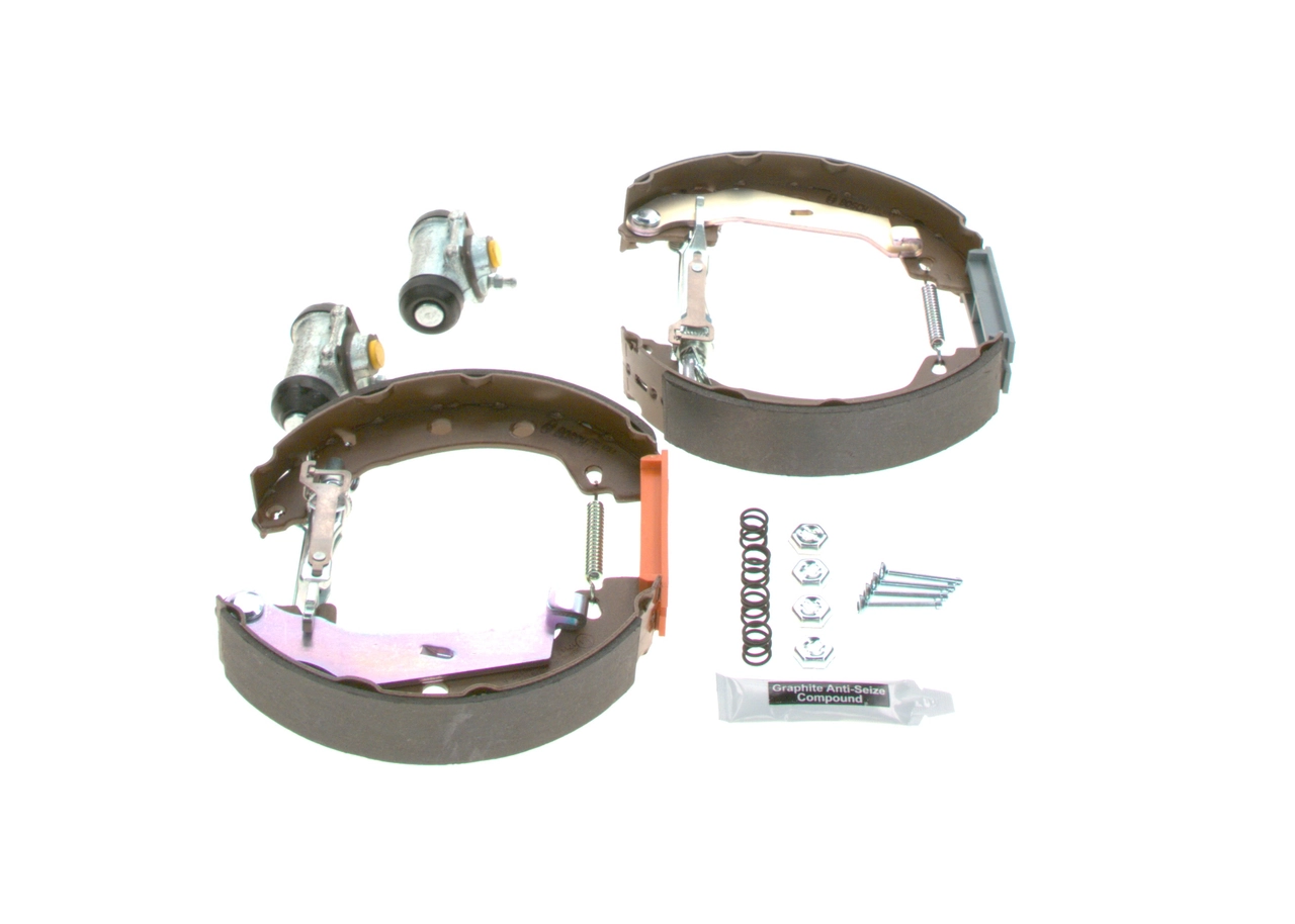 Купить 0204114154 Bosch Задние барабанные тормозные колодки