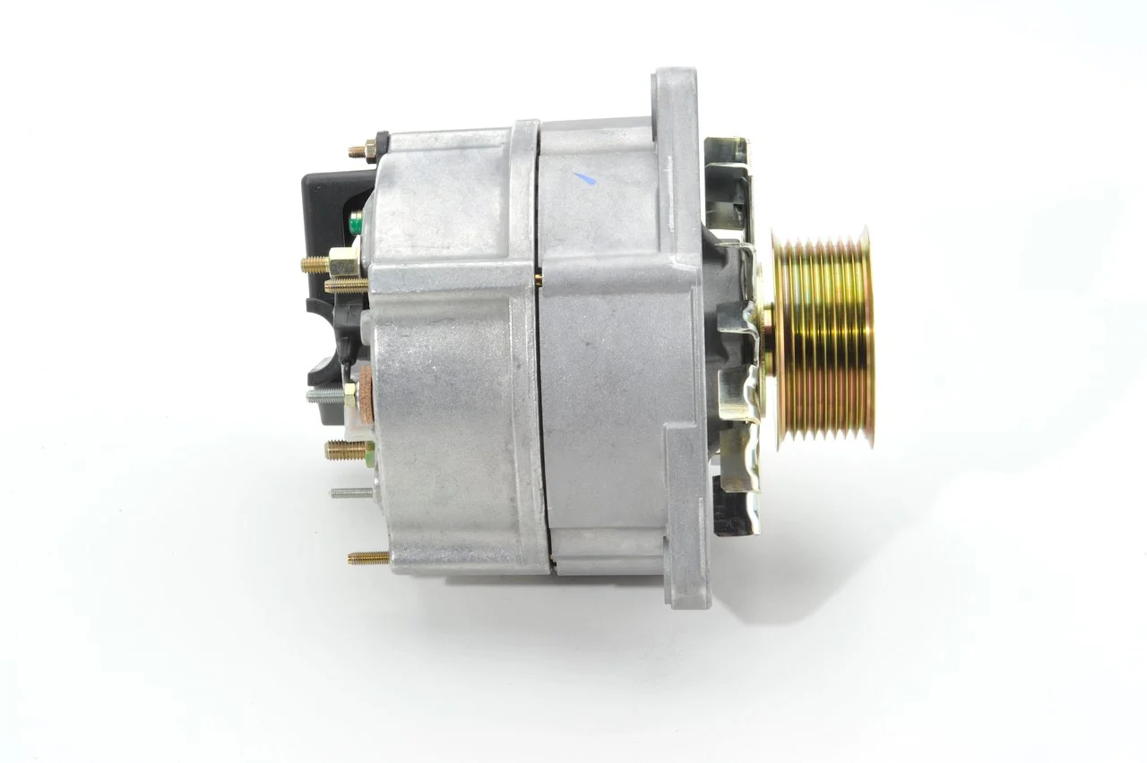 0120469115 Bosch Генератор автомобильный