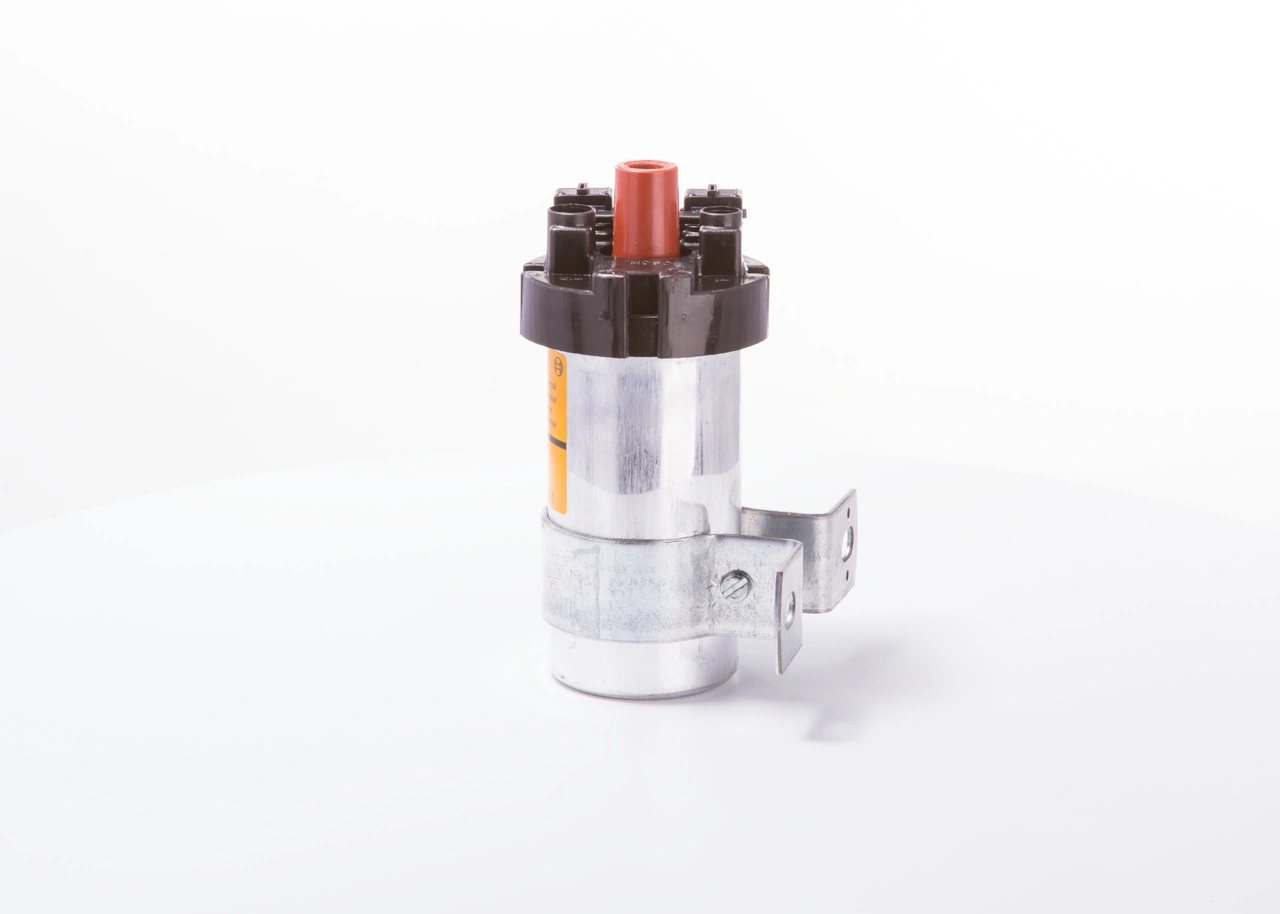 Купить F000ZS0001 Bosch Катушка зажигания