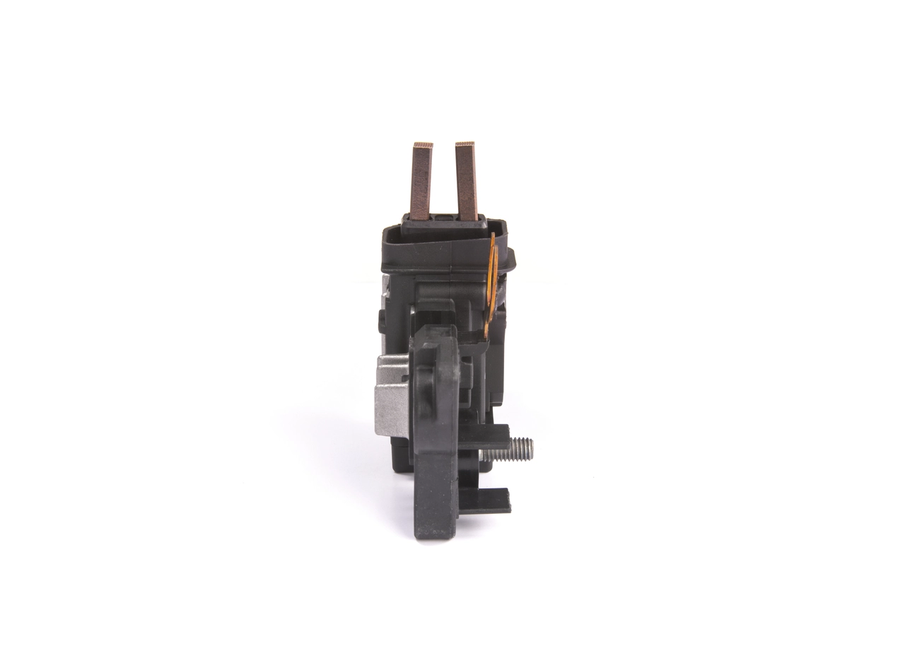 F00M144139 Bosch Реле-регулятор напряжения