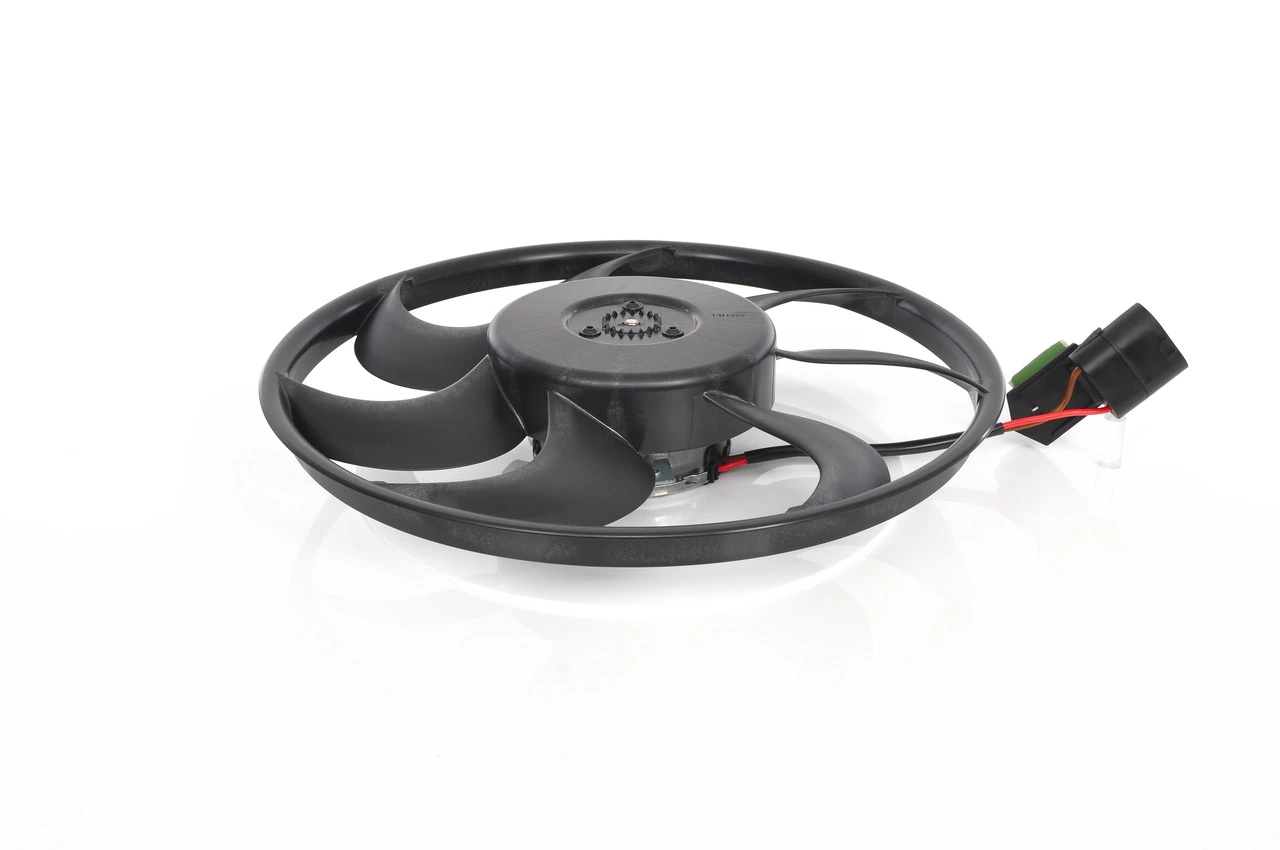 Электровентилятор охлаждения в сборе Bosch 0130303300 цена, от 54.08 USD