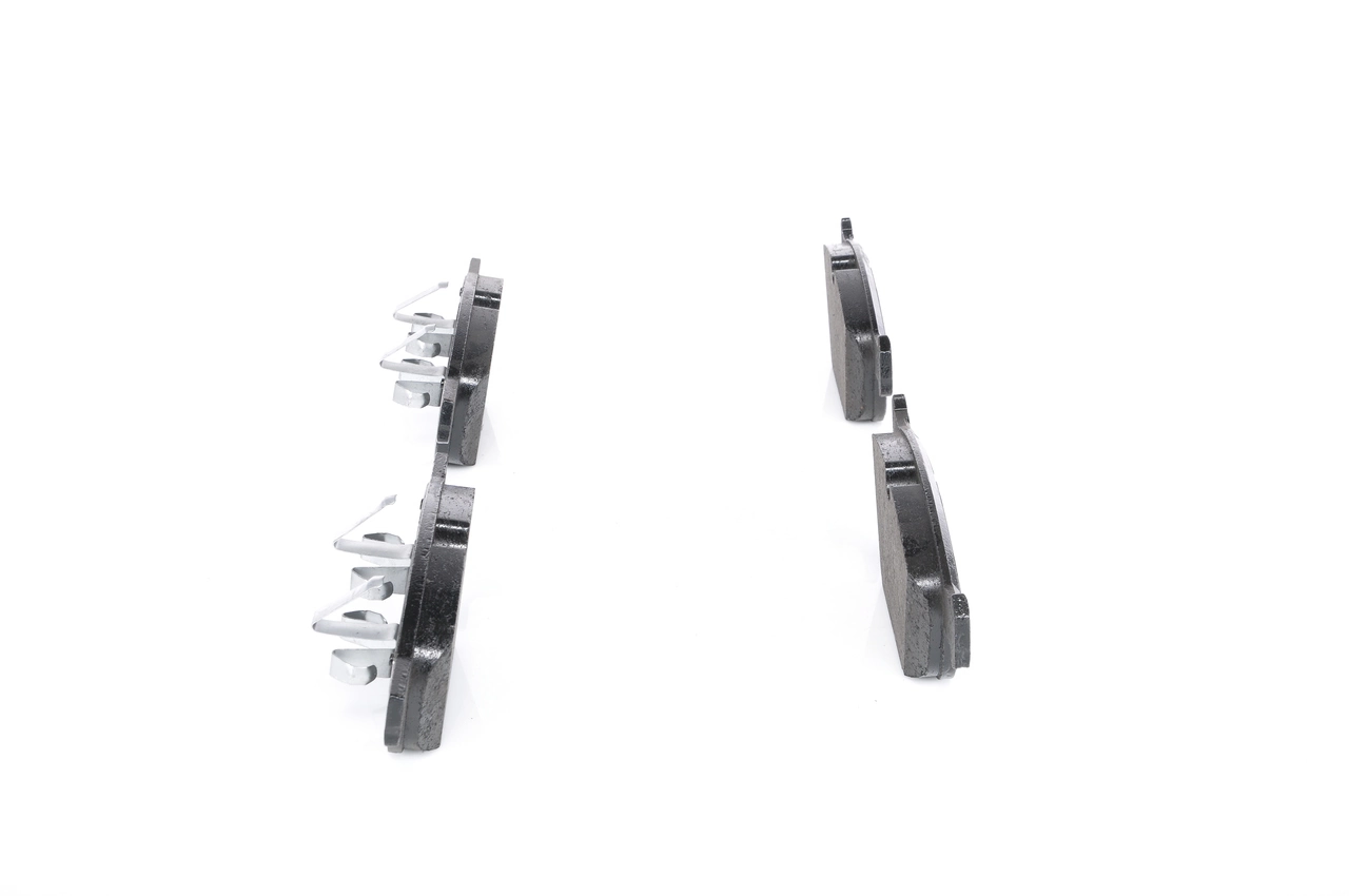 Колодки тормозные передние дисковые BOSCH 0986494305