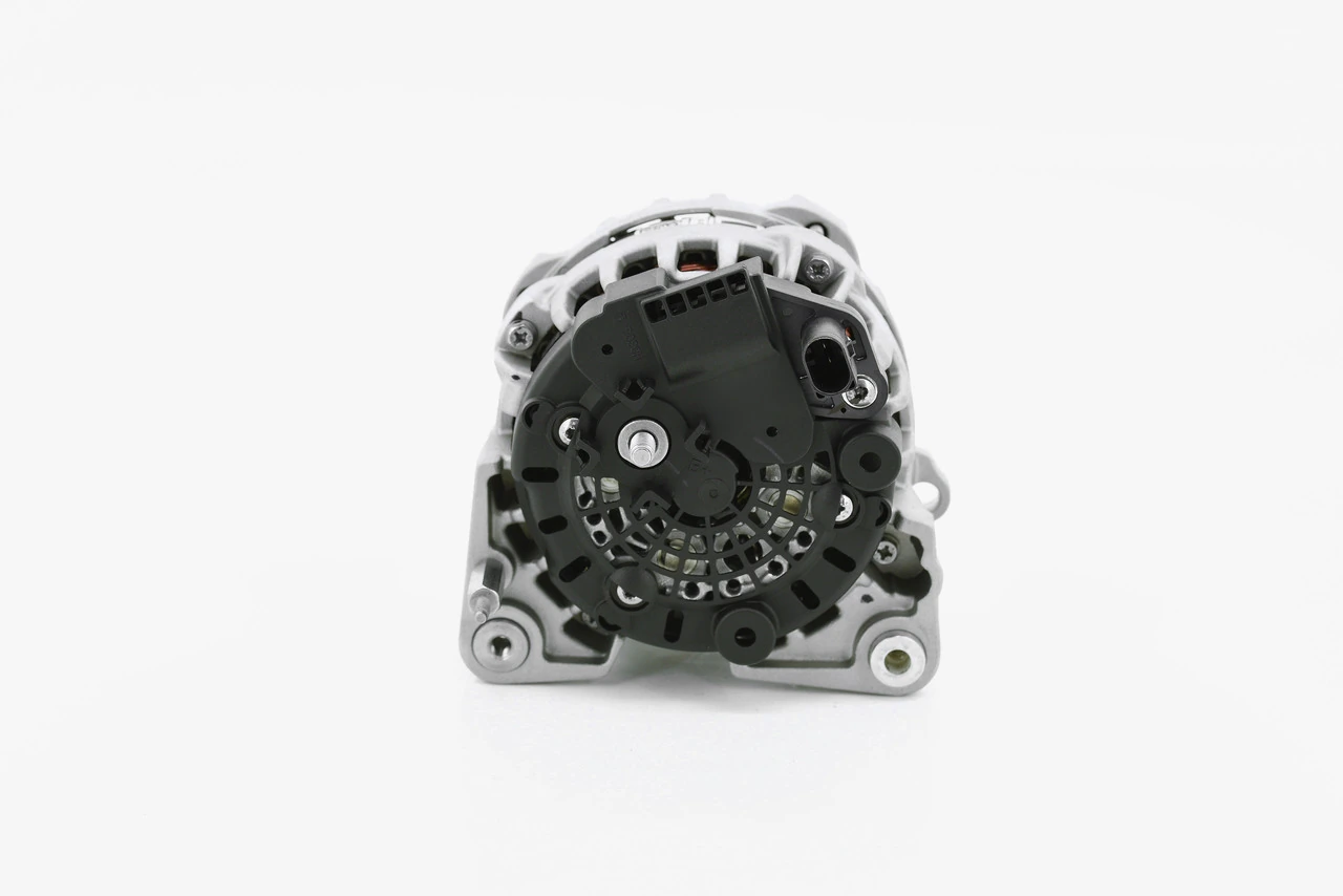 F000BL06C0 Bosch Генератор автомобильный